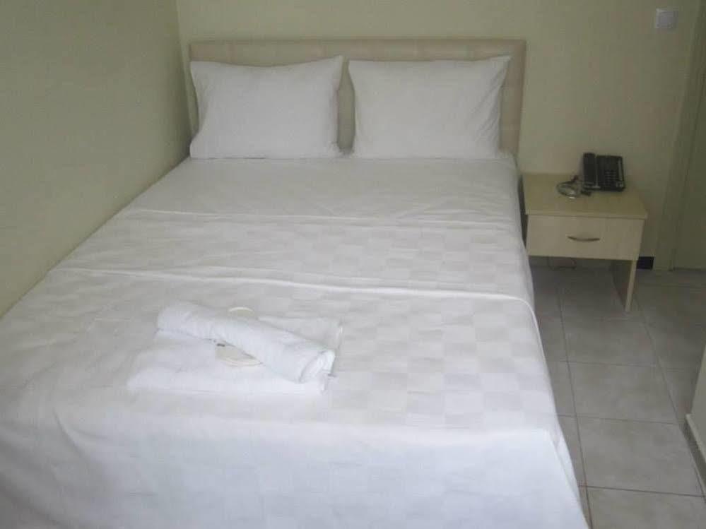 Saral Otel Derince Экстерьер фото